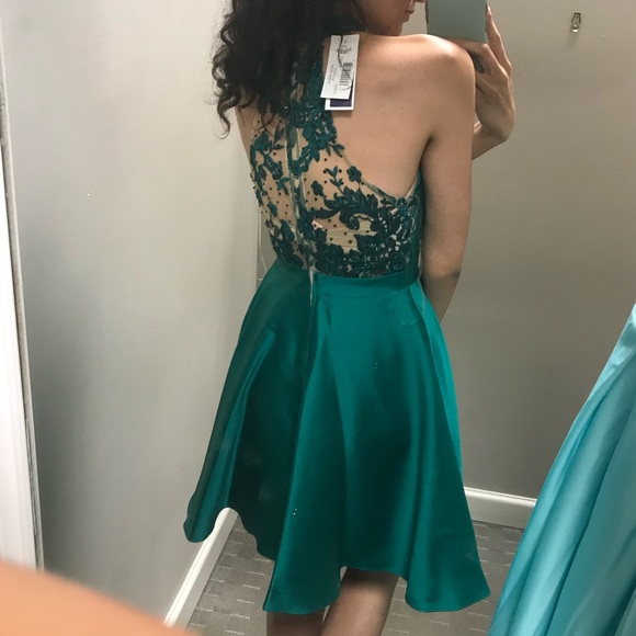 Emerald Homecoming Dress - Picture 5 of 7